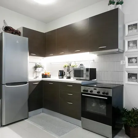Delmare Stellar Apt Thessaloniki